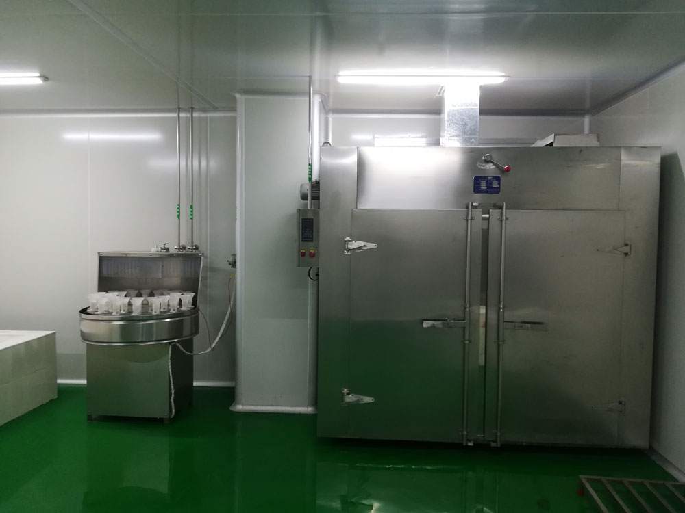 江西人初健康用品有限公司洗瓶機和酒瓶干燥箱 江西人初健康用品有限公司洗瓶機和酒瓶干燥箱